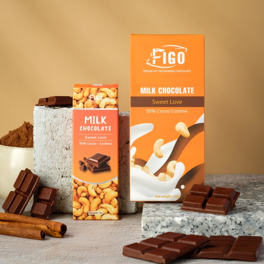 (Bar 50g) Kẹo socola sữa nhân Hạt điều dòng Sweet love 50g Figo